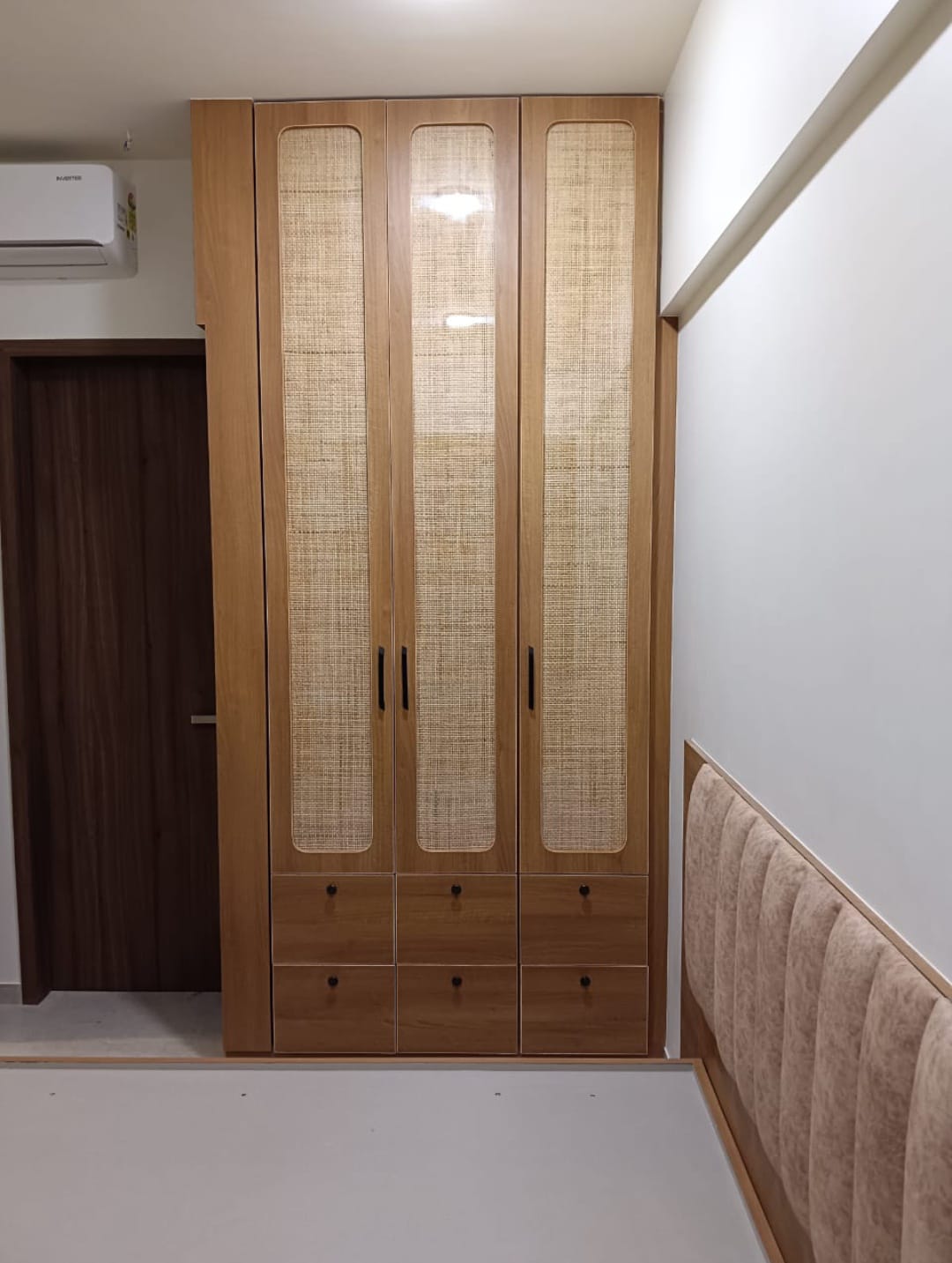 Wardrobe design 10